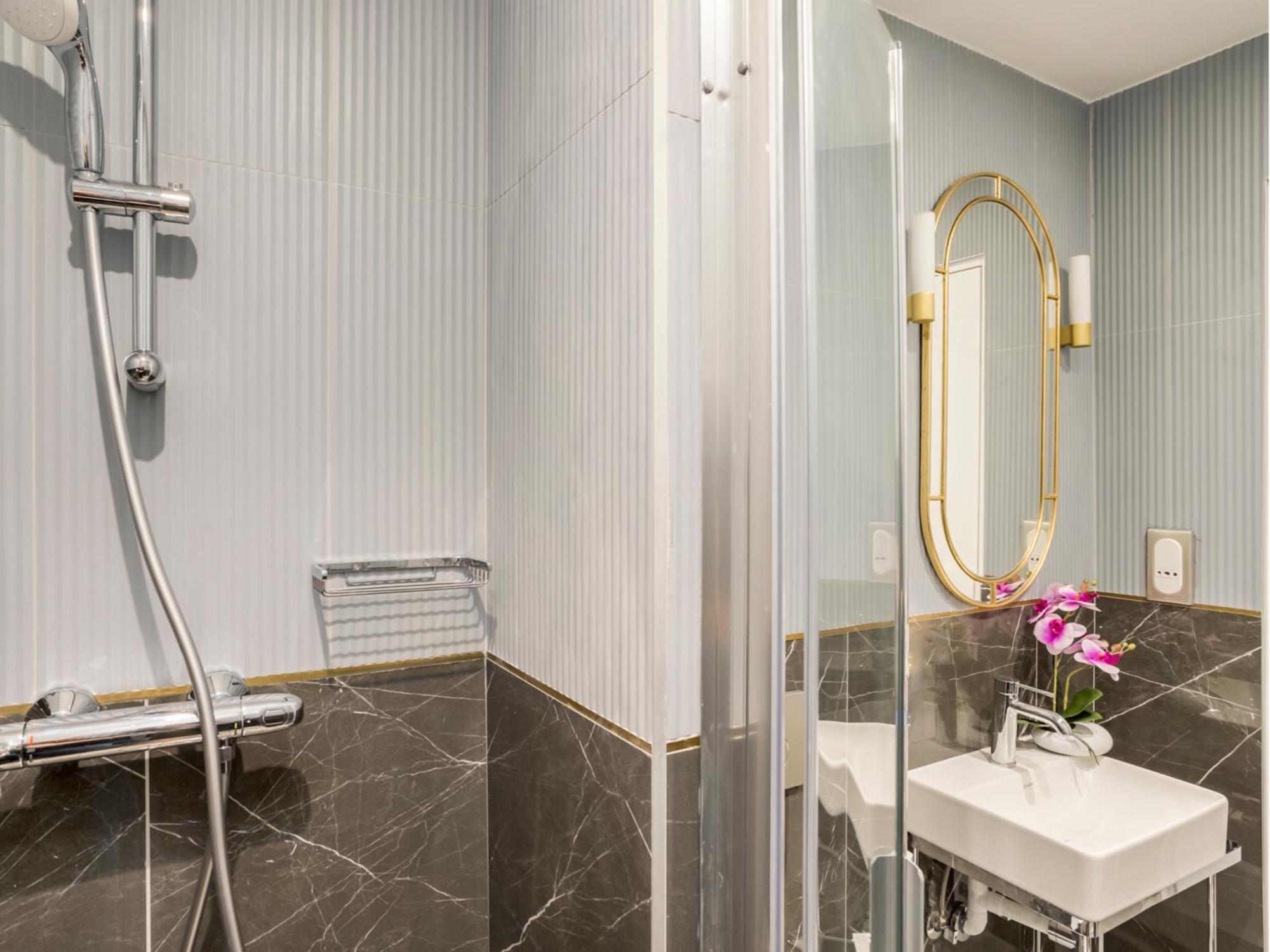 Merveil - Luxury - Opera - Rougemont Ii Apartment